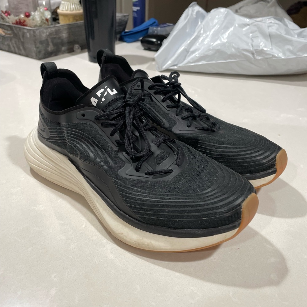 APL Streamline Black 9.5